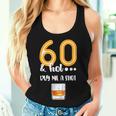 60 And Hot Shot Glass Beer Drinker 60Th Birthday Canotta da donna Regalos para ella