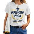 Ragazzo Studente Diplomato 100 E Lode Diploma Maturità 2024 Maglietta da donna