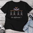 Be Different Women's Bat Slogan T-shirt Frauen Lustige Geschenke