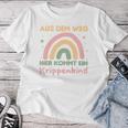 Children's Rainbow Kinder Aus Dem Weg Hier Kommt Ein Krippenkind T-shirt Frauen Lustige Geschenke