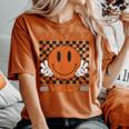 Race Day Vibes Checkered Flag Car Racing Mom Dad Race Car Women's Oversized Comfort T-shirt Yam