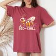 Bee And Chill Bee Con Grafica Divertente Per Le Donne T-shirt comoda oversize da donna Crimson