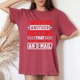 I Survived A Meeting That Should Have Been An E-Mail T-shirt comoda oversize da donna Crimson