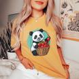 Disegno Artistico Di Animali Selvatici Con Orsetto Panda Fragola Disegno Artistico T-shirt comoda oversize da donna Mustard
