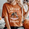 Just A Girl Who Loves Horses Vintage Horse Women's Oversized Comfort T-Shirt Yam