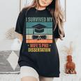 Sobreviví De Mi Esposa Tesis Doctoral Regalos De Graduación Hombres Camiseta extragrande cómoda para mujer Black