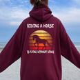Cavallo Ragazze Cavalcando Un Cavallo Staolan Felpa con cappuccio oversize da donna con stampa posteriore Maroon