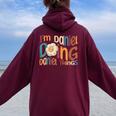 I'm Daniel Doing Daniel Things Groovy Retro Daniel Felpa con cappuccio oversize da donna con stampa posteriore Maroon