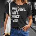 Awesome Wife Since 1980 44 Aniversario De Boda 44 Años Camiseta unisex Regalos para ella