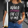 Donna Adoro La Stronza Che È In Me Frase Divertente Con Collo A Maglietta Regalos para ella