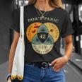 Don't Panic Life Universe Everything 42 Amanti Dello Spazio Di Fantascienza Maglietta Regalos para ella