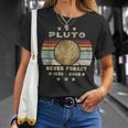 Pluto Never Forget Retro intage Retro Space T-Shirt Geschenke für Sie