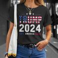 Trump 2024 Take America Back Bandera De Estados Unidos Donald Trump Camiseta unisex Regalos para ella