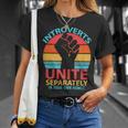 Vintage Introverts Unite Separately In Your Own Homes Maglietta Regalos para ella