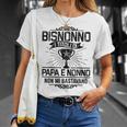 Uomo Bisnonno I Titoli Di Papa E Nonno Non Mi Bavstavano Maglietta Regalos para ella