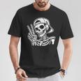 Skeleton Hand Peace Sign Retro Halloween Skeleton Hand Sign T-Shirt Unique Gifts