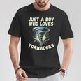 Solo Un Ragazzo Che Ama I Tornado Weather Storm Tornado Chaser Maglietta Regalos divertidos