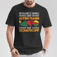 Unterschätze Niemals Einen Alten Mann Beim Schafkopf T-Shirt Lustige Geschenke