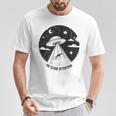 Pay Attention To Alien Ufo Prodigy T-Shirt Lustige Geschenke