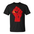 Simbolo Di Resistenza Sollevato Pugno Della Bandiera Comunista Dell'unione Sovietica Maglietta