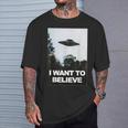 Alien Ufo Hunter I Want To Believe T-Shirt Geschenke für Ihn