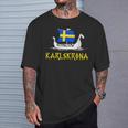 Boat Swedish Flag Swedeniking Ship Karlskrona T-Shirt Geschenke für Ihn