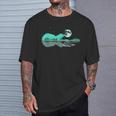 Noche Lago Guitarra Eléctrica Reflejos Amante De La Guitarra Camiseta unisex Regalos para él