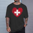 Switzerland Heart Swiss Flag Swiss Pride Camiseta unisex Regalos para él
