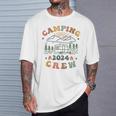 Camping Crew 2024 Familienpassender Sommertrip Camp Retro T-Shirt Geschenke für Ihn