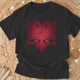 Albania Eagle T-Shirt Geschenke für alte Männer