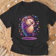 Cute Hedgehog Dancing T-Shirt Geschenke für alte Männer