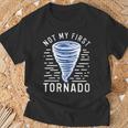 Donna Not My First Tornado Con Collo A Maglietta Regalos para ancianos