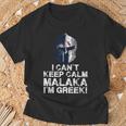 Greek Proud Malaka Greek Spartan Helmet T-Shirt Geschenke für alte Männer