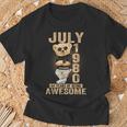 July 44Th Birthday 1980 Awesome Teddy Bear T-Shirt Gifts for Old Men