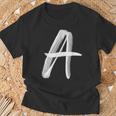 Letra A Inicial Nombre Monograma Letra Mayúscula Camiseta unisex Regalos para ancianos