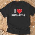 I Love Castelldefels Ciudad En España Con Red Love Heart Camiseta unisex Regalos para ancianos