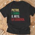 Pietro L'uomo Il Mito La Leggenda Regalo Per Pietro Maglietta Regalos para ancianos