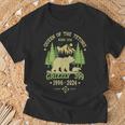 Queen Of The Tetons Grizzly 399 National Park 1996-2024 T-Shirt Gifts for Old Men