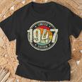 Retro 77 Años Nacido En 1947 Edición Limitada 77 Cumpleaños Camiseta unisex Regalos para ancianos