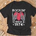 Rockin Since 1974 Rock&Roll Compleanno Retro Rock And Roll Maglietta Regalos para ancianos