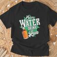 Save Water Drink Rum T-Shirt Geschenke für alte Männer