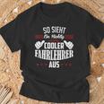 So Sieht Ein Richtig Coole Dahrehrer So Sieht Ein Richtig S T-Shirt Geschenke für alte Männer