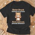 Unter Druck Funktioniere Ich Am Besten Saying German T-Shirt Geschenke für alte Männer