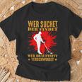 Wer Suchet Der Find Sondel Sondler Metal Detector T-Shirt Geschenke für alte Männer