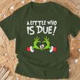 A Little Who Is Baby Due Announcement Christmas Pregnancy T-Shirt Gifts for Old Men