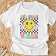 2Nd Grade Vibes Cute Groovy Smile Face Back To School Kid T-Shirt Gifts for Old Men