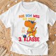 Children's Aus Dem Weg Ich Muss In Die 3Rd Klasse Einschulung T-Shirt Geschenke für alte Männer