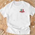 Italian Flag Letter L And I And A Italy Italy Red T-Shirt Geschenke für alte Männer