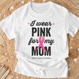 I Wear Pink For My Mom Cinta Rosa Concientización Sobre El Cáncer De Mama Camiseta unisex Regalos para ancianos
